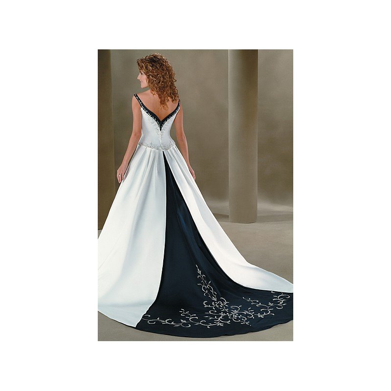 navy-blue-and-white-wedding-dress