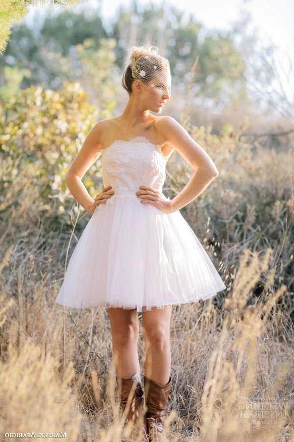 Short Country Wedding Dresses With Cowgirl Boots