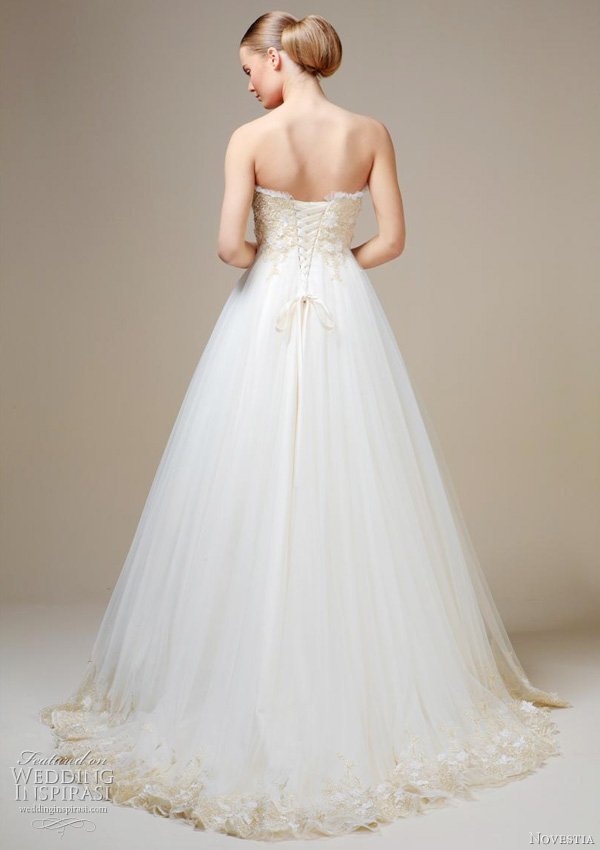 Amazing Daisy Lace Wedding Dress  Check it out now 