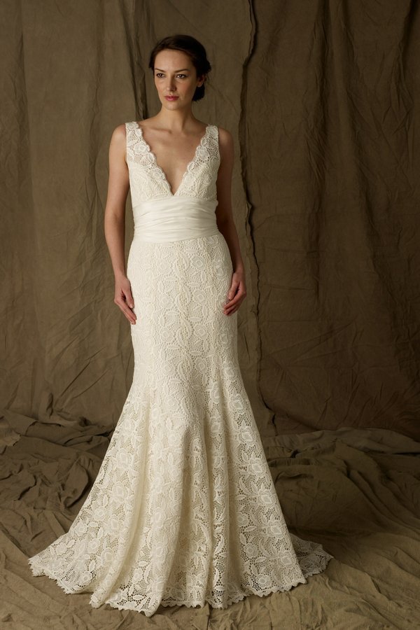 Rose Lace Wedding Dress