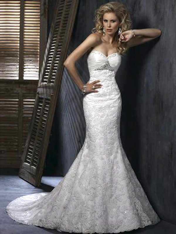 Lace Sweetheart Mermaid Wedding Dress