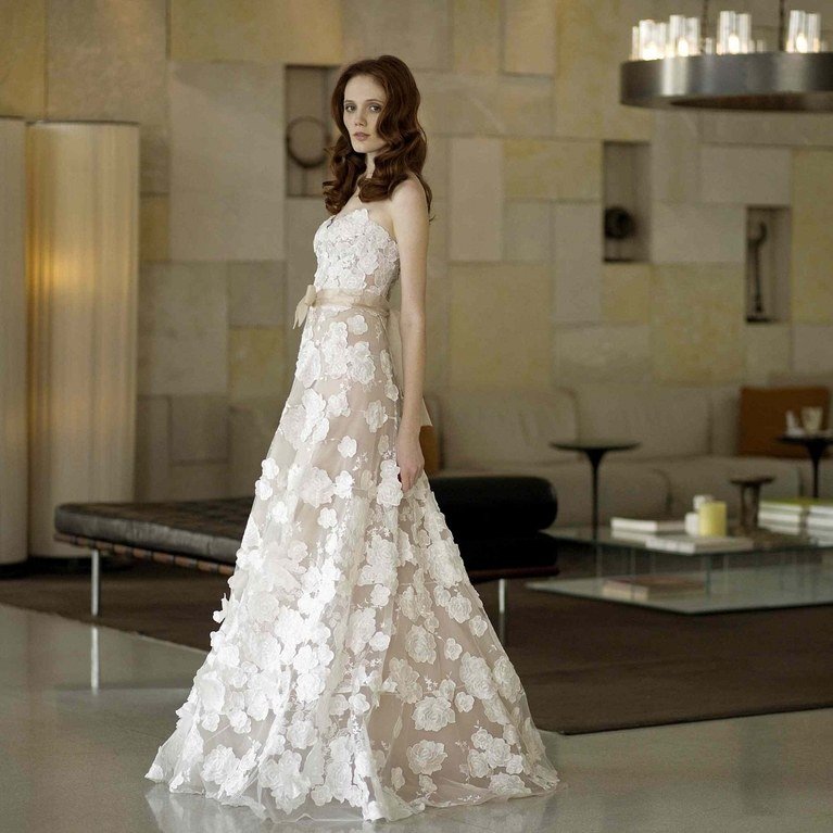 How To Start Selling Wedding Dresses